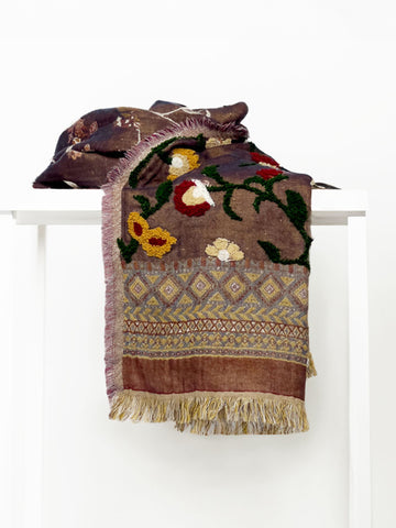 EMBROIDERED FLORAL BROWN SCARF